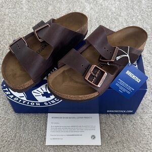 Birkenstock Women's Arizona Oiled Leather Sandal, Dark Brown, US Size:6-6.5, NWT